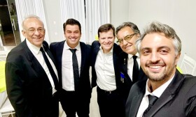 Screenshot_20250411_084453_Word