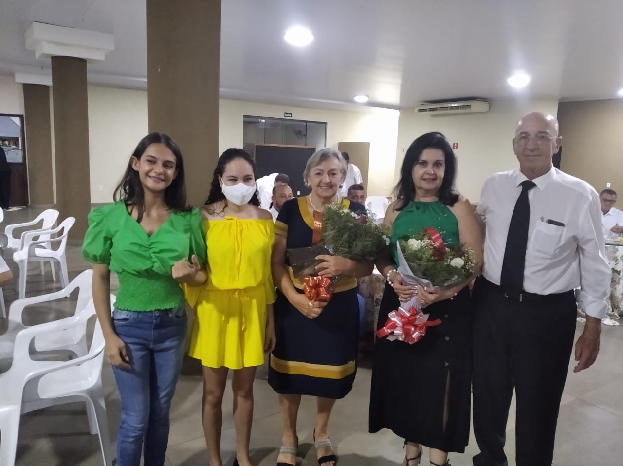 Junto com as filhas de Jó e a Sra Jussara , mãe do falecido Flamarion Elias Taborda