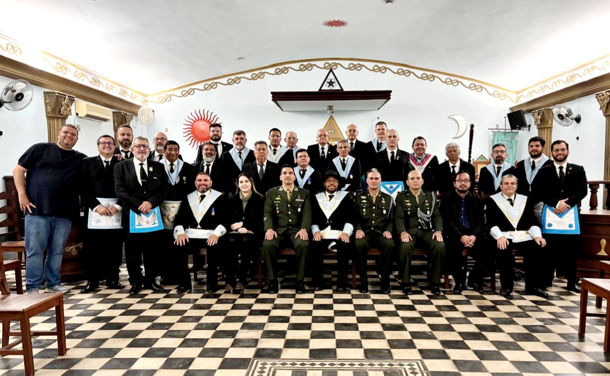Read more about the article Loja Constância e Esperança recebe o General da 18ª Brigada de Infantaria do Pantanal para Palestra – Corumbá MS – 25/08/2025