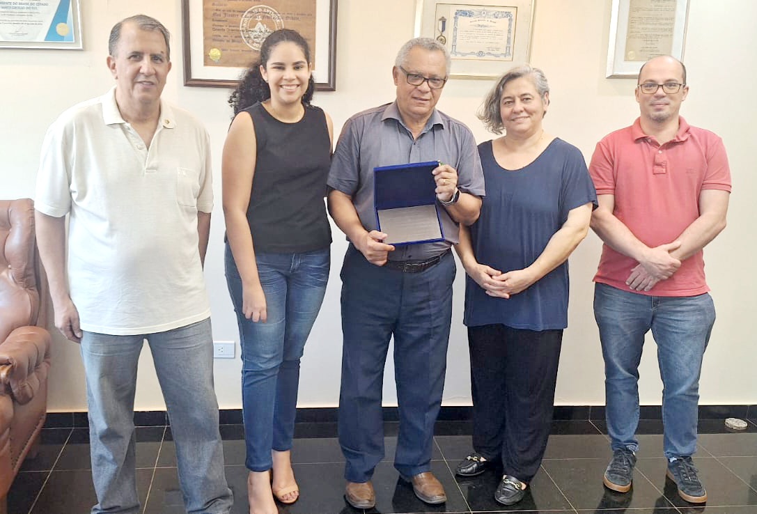 Read more about the article Filhas de Jó realizam visita de cortesia e homenageiam o Eminente Grão-Mestre do GOB-MS – 05/09/2025