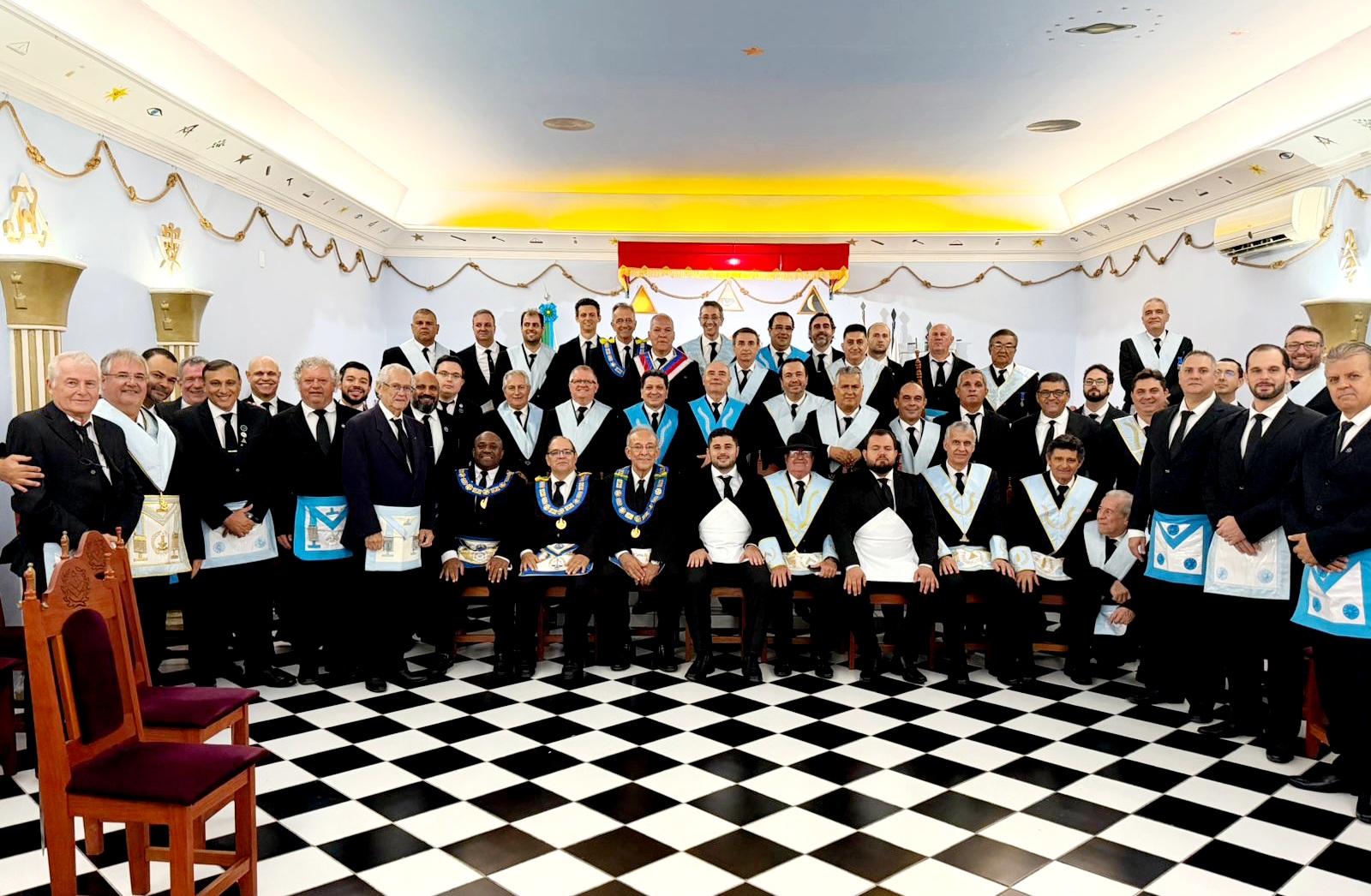 No momento, você está visualizando ARLS Luz e Fraternidade Jardinense – Sessão Magna de Iniciação – Jardim MS – 11/04/2026